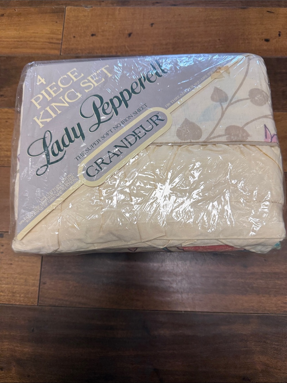 Lady Pepperell Vintage Grandeur 4-Piece King Sheet Set Cream Frost Flowers NWT